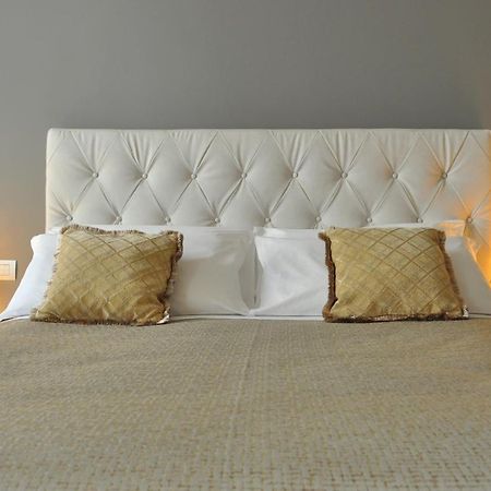 Hnn Luxury Suites Genoa Ngoại thất bức ảnh