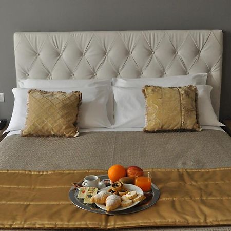 Hnn Luxury Suites Genoa Ngoại thất bức ảnh