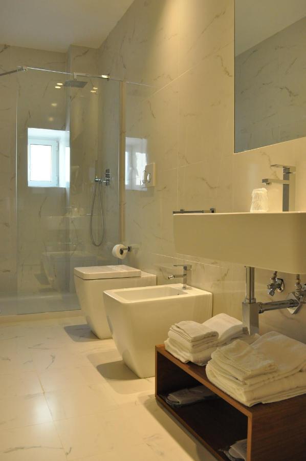 Hnn Luxury Suites Genoa Ngoại thất bức ảnh
