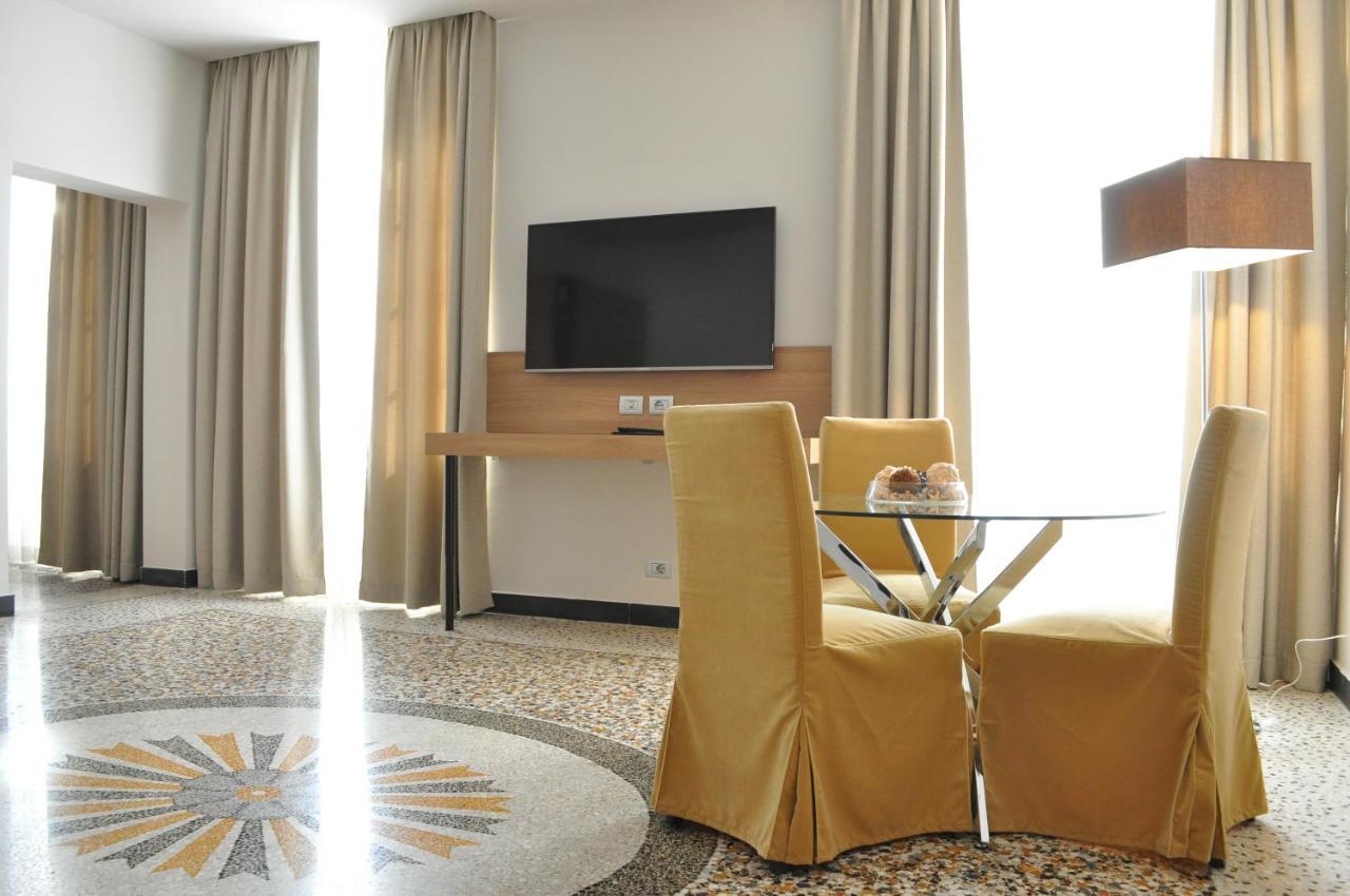 Hnn Luxury Suites Genoa Ngoại thất bức ảnh