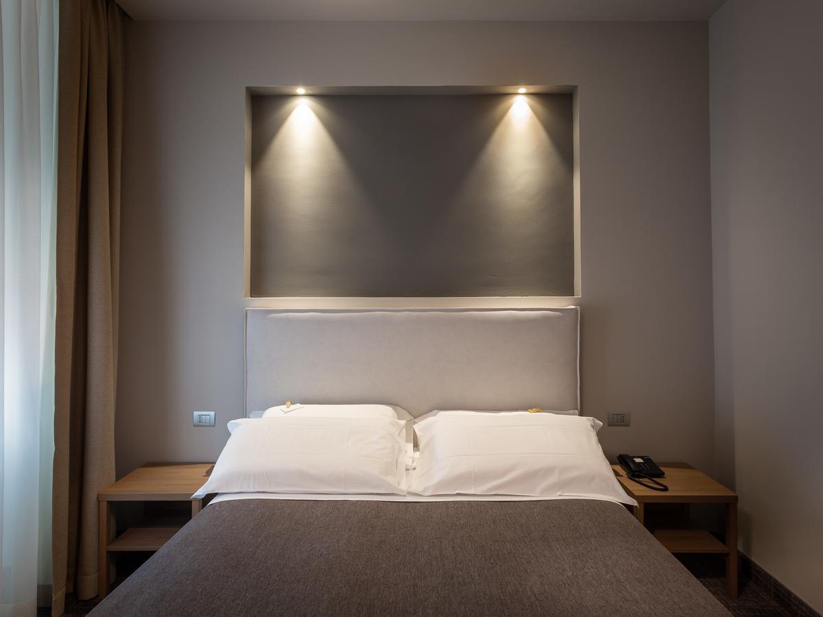 Hnn Luxury Suites Genoa Ngoại thất bức ảnh