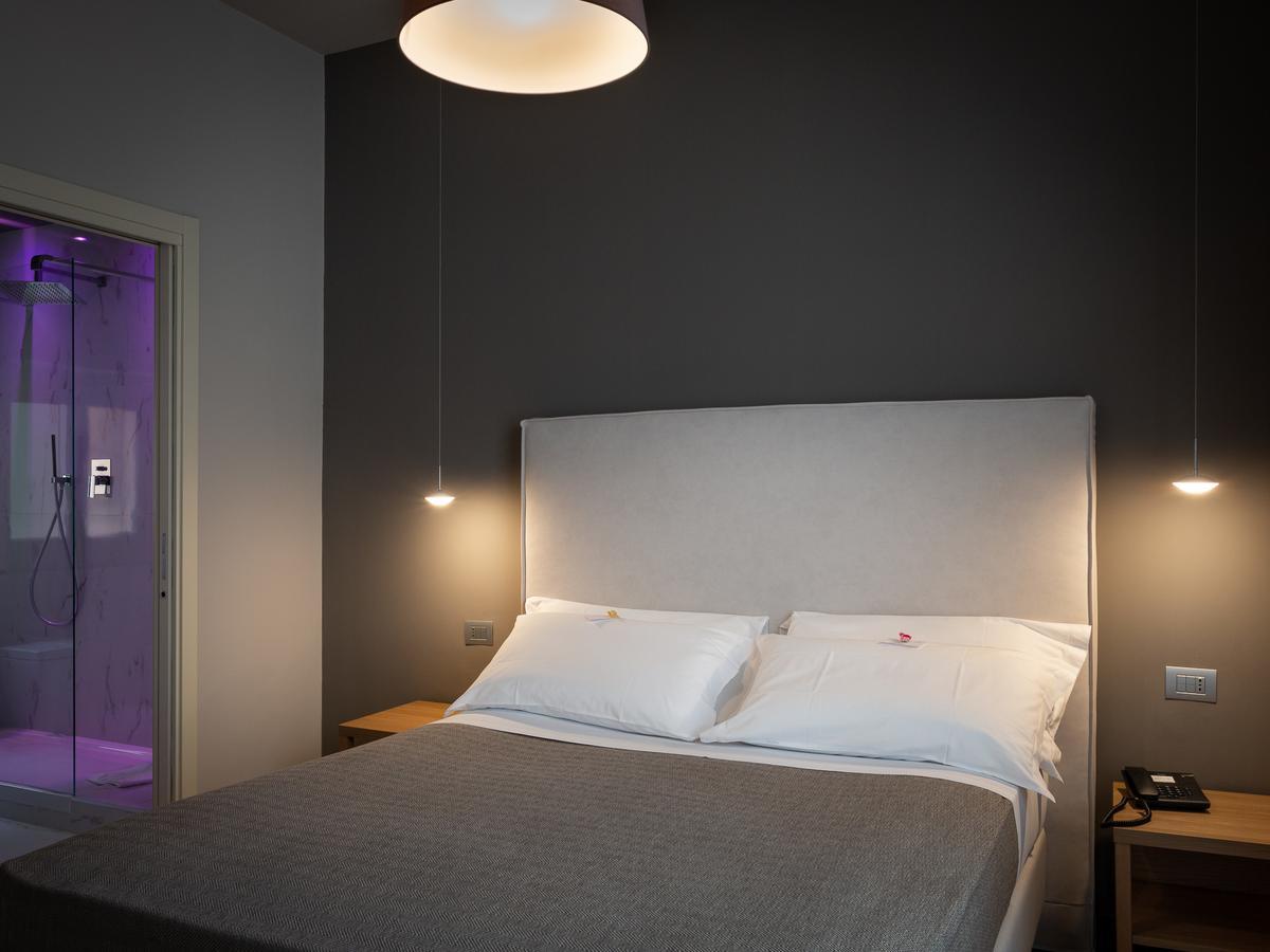 Hnn Luxury Suites Genoa Ngoại thất bức ảnh