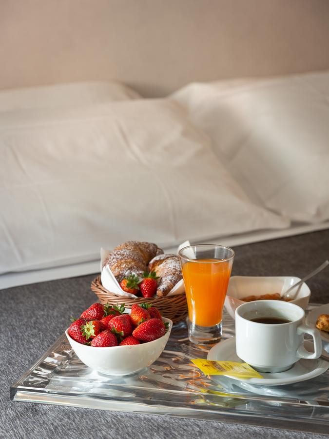Hnn Luxury Suites Genoa Ngoại thất bức ảnh
