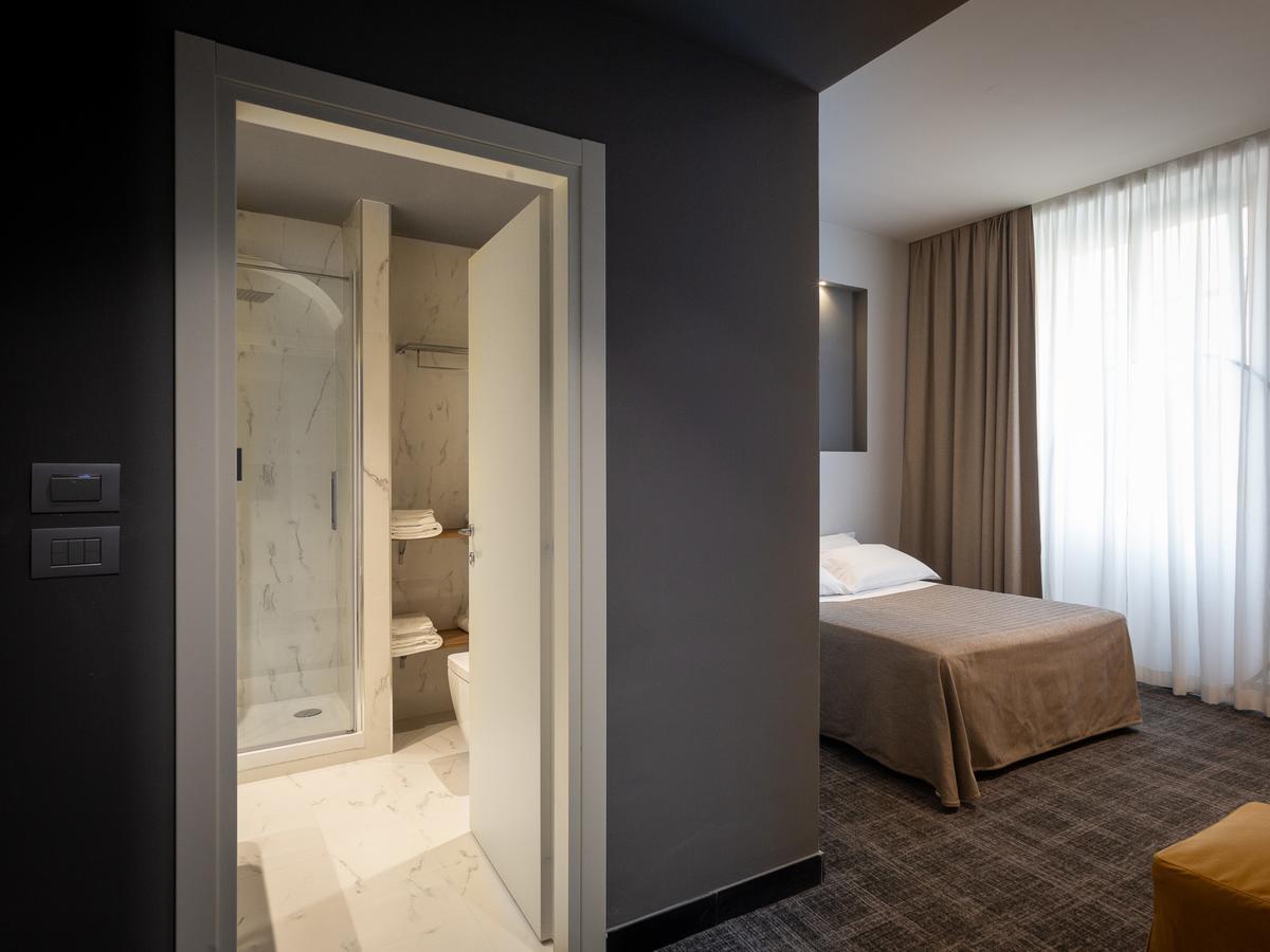 Hnn Luxury Suites Genoa Ngoại thất bức ảnh